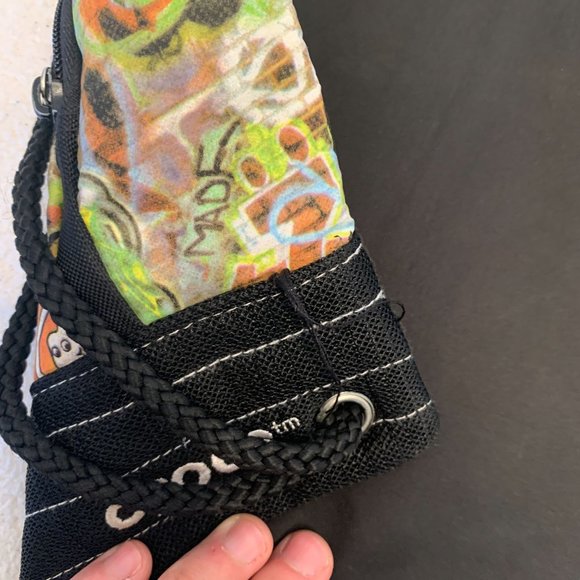 Crocs Graffiti Drawstring Backpack Gym Bag w/ pocket - Picture 3 of 5